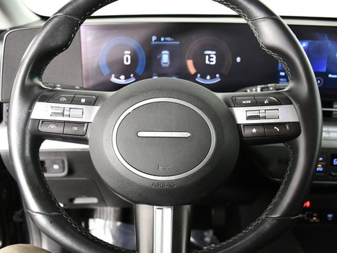Used 2025 Hyundai Kona SEL image 19