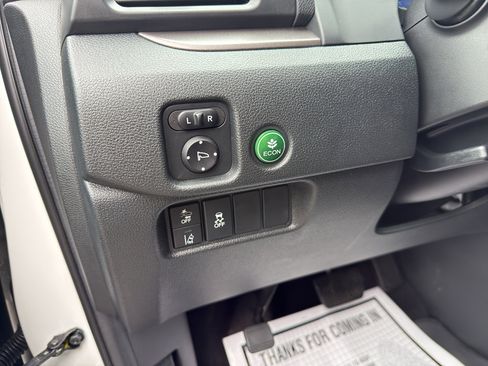 Used 2022 Honda Pilot Special Edition image 12