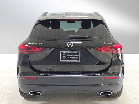 Certified 2026 Mercedes-Benz GLA 250 4MATIC image 4