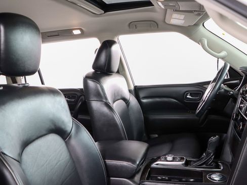 Used 2024 INFINITI QX80 Luxe w/ Cargo Package image 30