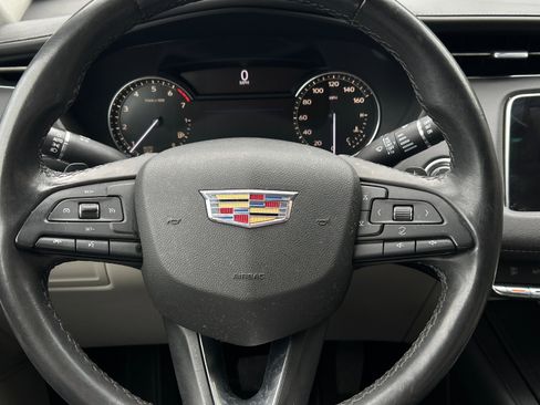 Used 2019 Cadillac XT4 Luxury image 15
