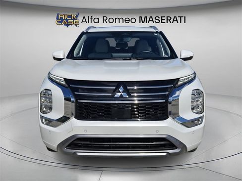 Used 2025 Mitsubishi Outlander SEL image 4