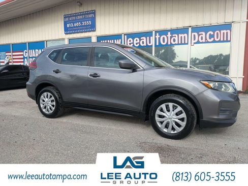 Used 2018 Nissan Rogue S FWD image 1