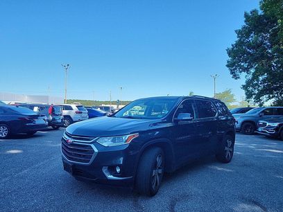 Used 2019 Chevrolet Traverse LT w/ LT Premium Package