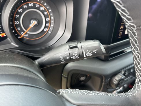 New 2025 Jeep Wrangler Unlimited Rubicon image 19