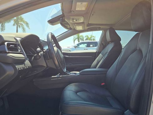 Used 2022 Toyota Camry XSE w/ Navigation Upgrade Package FWD image 21
