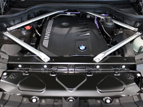 New 2026 BMW X7 xDrive40i image 8