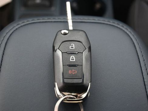 New 2026 Ford Maverick XL AWD/4WD image 17