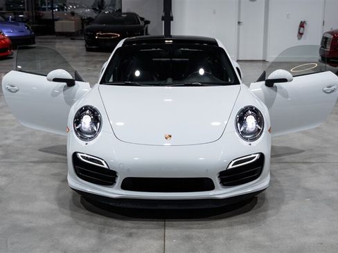 Used 2015 Porsche 911 Turbo w/ Sport Chrono Package AWD/4WD image 34