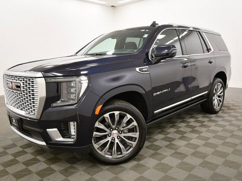 Used 2021 GMC Yukon Denali w/ Denali Premium Package image 2