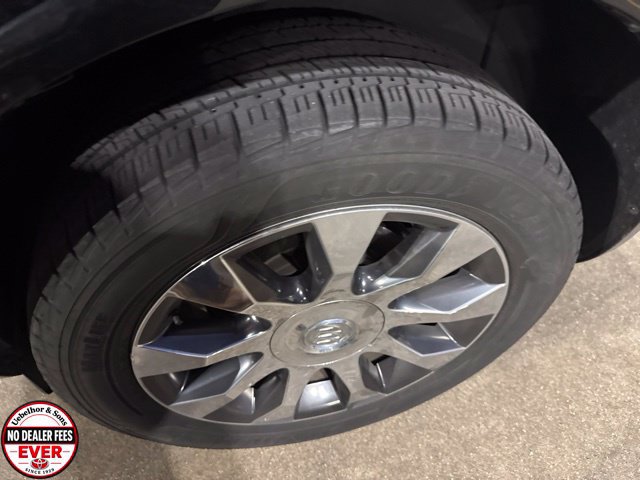 Used 2017 Buick Enclave Leather w/ Enclave Sport Touring Edition FWD image 6