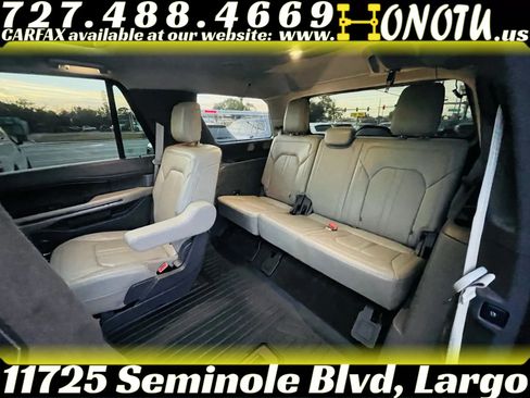 Used 2018 Ford Expedition Limited w/ Equipment Group 301A RWD image 16