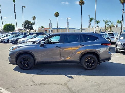 Used 2024 Toyota Highlander XLE image 36