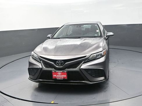 Used 2024 Toyota Camry SE FWD image 2
