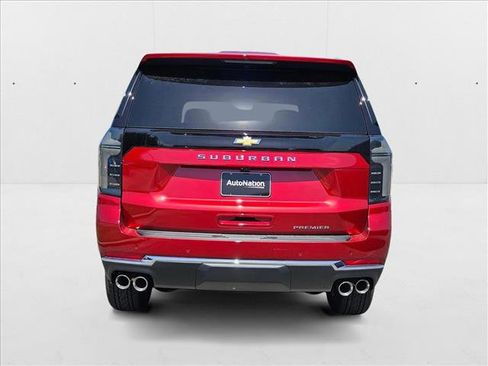 New 2025 Chevrolet Suburban Premier image 6