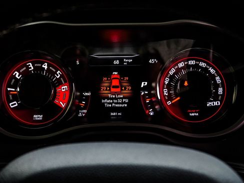 Used 2023 Dodge Challenger SRT Hellcat image 24