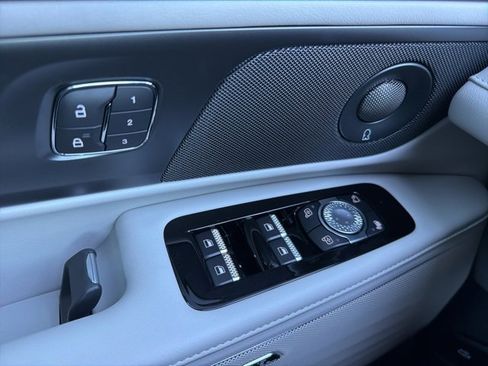 New 2026 Lincoln Nautilus Premier w/ Equipment Group 102A image 20