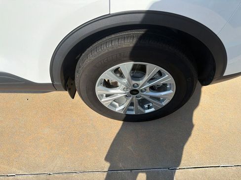 Used 2024 Ford Escape Active FWD image 18