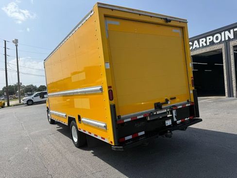 Used 2022 Ford E-350 and Econoline 350 Super Duty RWD image 6