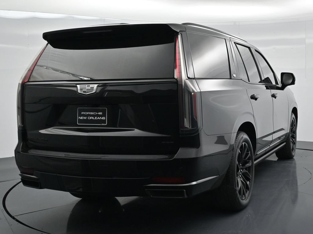 Used 2023 Cadillac Escalade Sport w/ LPO, ONYX Package AWD/4WD image 7