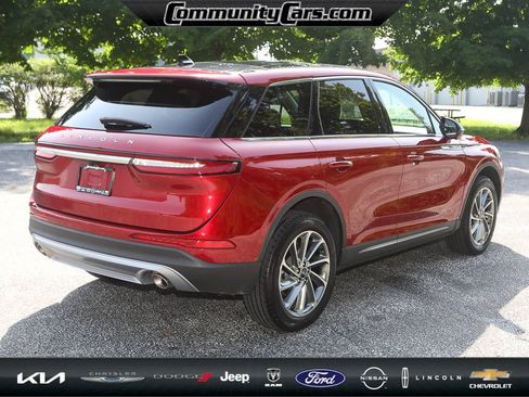 Used 2023 Lincoln Corsair FWD w/ Equipment Group 101A image 7