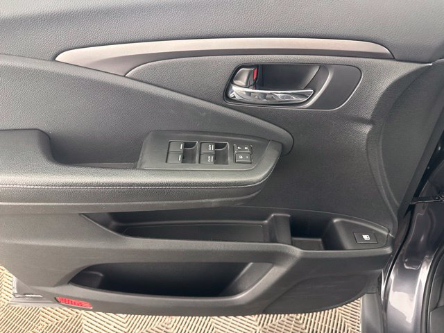 Used 2018 Honda Ridgeline RTL image 18