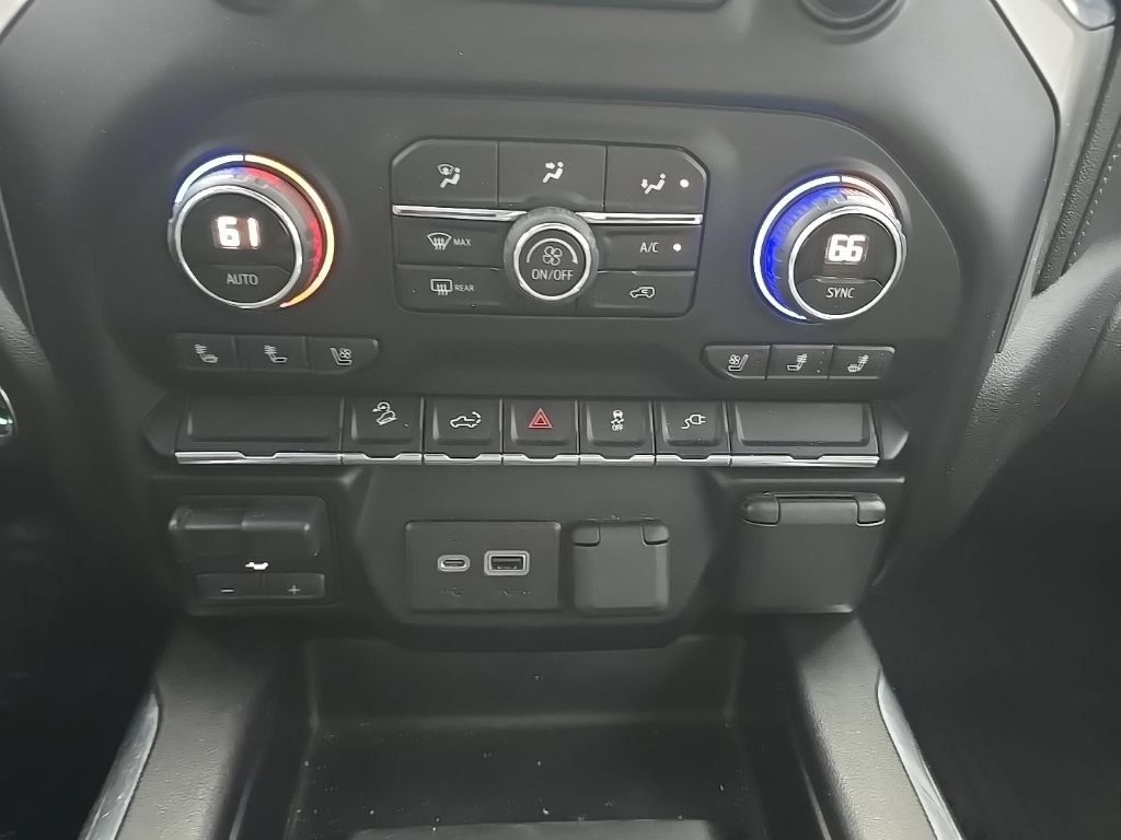 Used 2020 Chevrolet Silverado 2500 LTZ AWD/4WD image 24