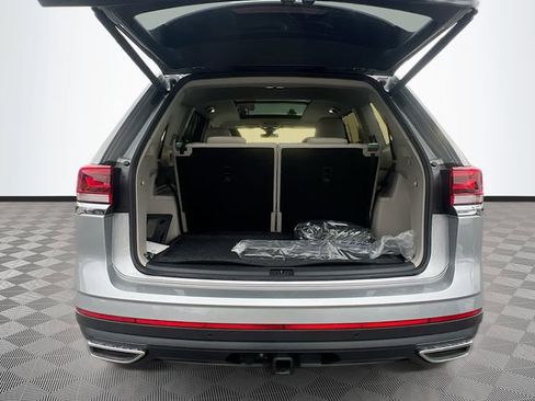 New 2026 Volkswagen Atlas SE image 27