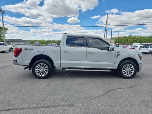Used 2024 Ford F150 Lariat w/ Tow/Haul Package AWD/4WD image 5
