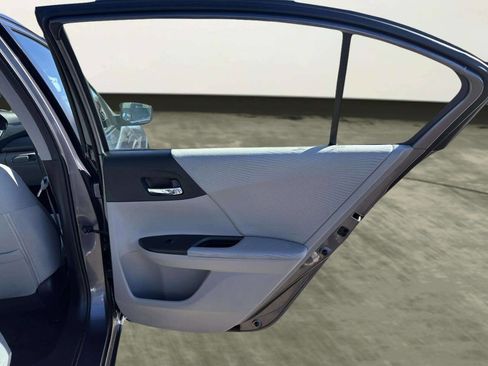 Used 2014 Honda Accord LX image 16