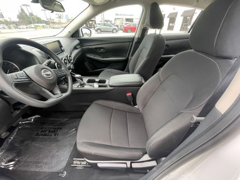 Used 2025 Nissan Sentra S image 27