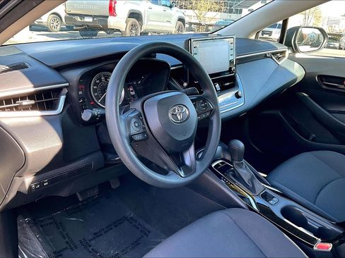 Used 2022 Toyota Corolla LE w/ LE Convenience Package image 13
