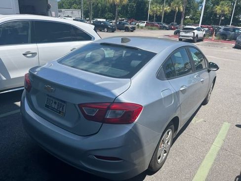 Used 2016 Chevrolet Cruze LS FWD image 3