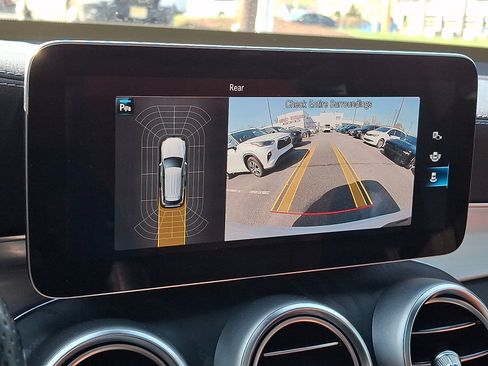 Used 2022 Mercedes-Benz GLC 43 AMG 4MATIC image 24