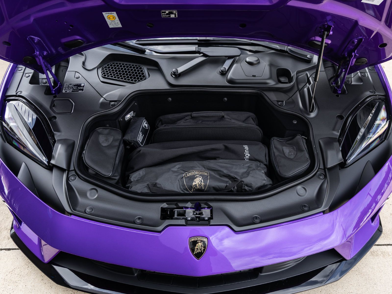 Used 2026 Lamborghini Temerario AWD/4WD image 53