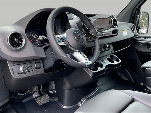 New 2026 Mercedes-Benz Sprinter 2500 image 8