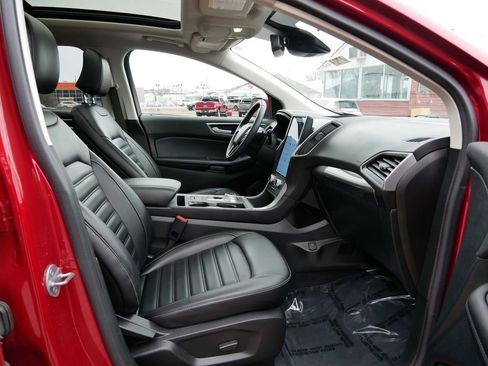 Certified 2023 Ford Edge SEL w/ Convenience Package image 8