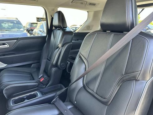 Used 2025 INFINITI QX80 Sensory AWD/4WD image 33
