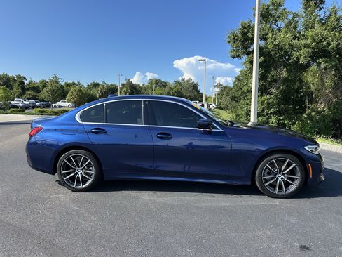 Used 2019 BMW 330i Sedan w/ Premium Package RWD image 3