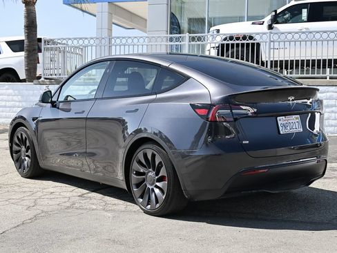 Used 2024 Tesla Model Y Performance AWD/4WD image 6