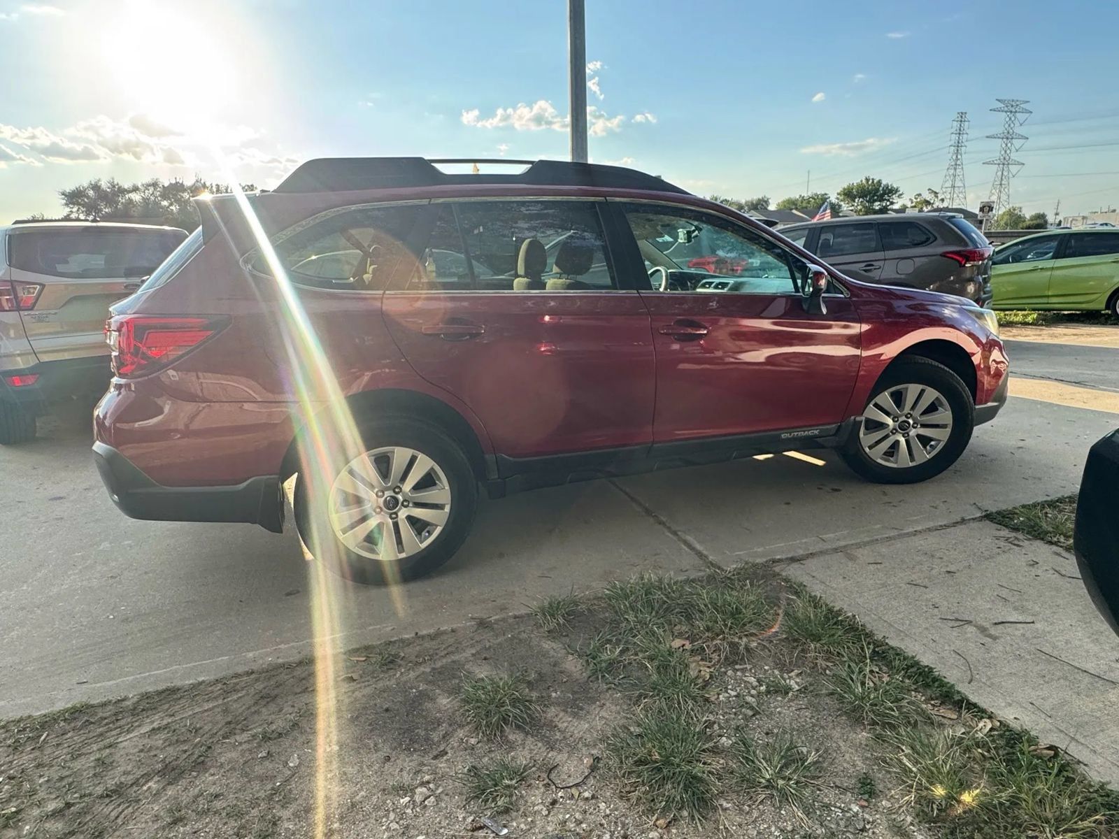 Used 2018 Subaru Outback 2.5i Premium AWD/4WD image 5