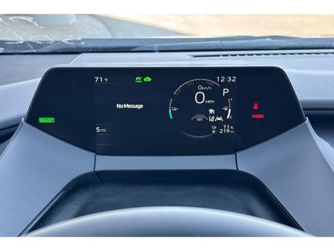 Used 2026 Toyota Prius Plug-In Hybrid FWD image 26