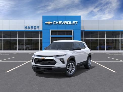 New 2026 Chevrolet TrailBlazer LS w/ LS Convenience Package AWD/4WD image 8