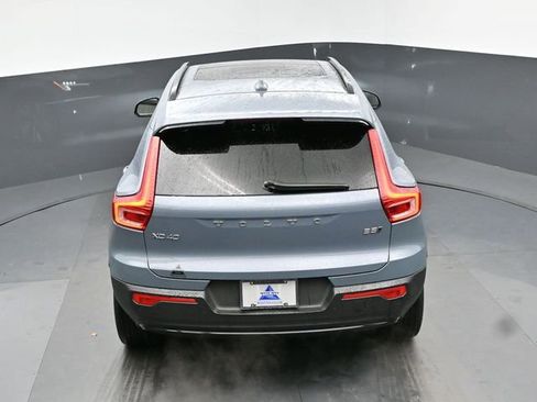 Used 2023 Volvo XC40 B5 Plus w/ Protection Package Premier image 45