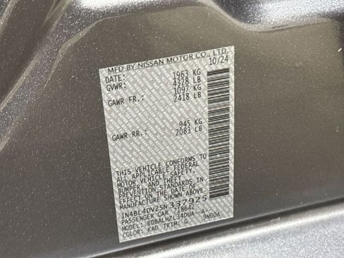 Used 2025 Nissan Altima 2.5 SV FWD image 27
