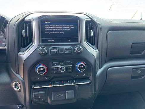 Used 2021 Chevrolet Silverado 1500 RST AWD/4WD image 21