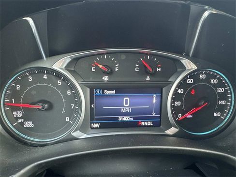 Used 2022 Chevrolet Equinox LS w/ LS Convenience Package image 9