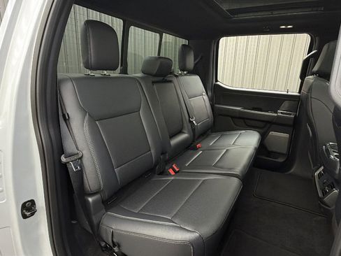 Used 2025 Ford F150 Lariat image 38