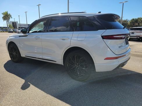 Certified 2023 Lincoln Corsair Reserve w/ Jet Appearance Package image 4