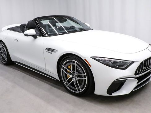 Used 2023 Mercedes-Benz SL 63 AMG 4MATIC image 2